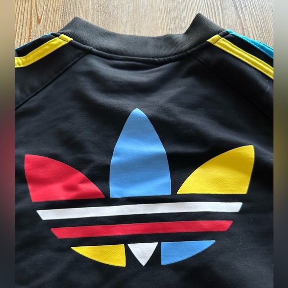 Adidas jacket - Picture 3 of 4